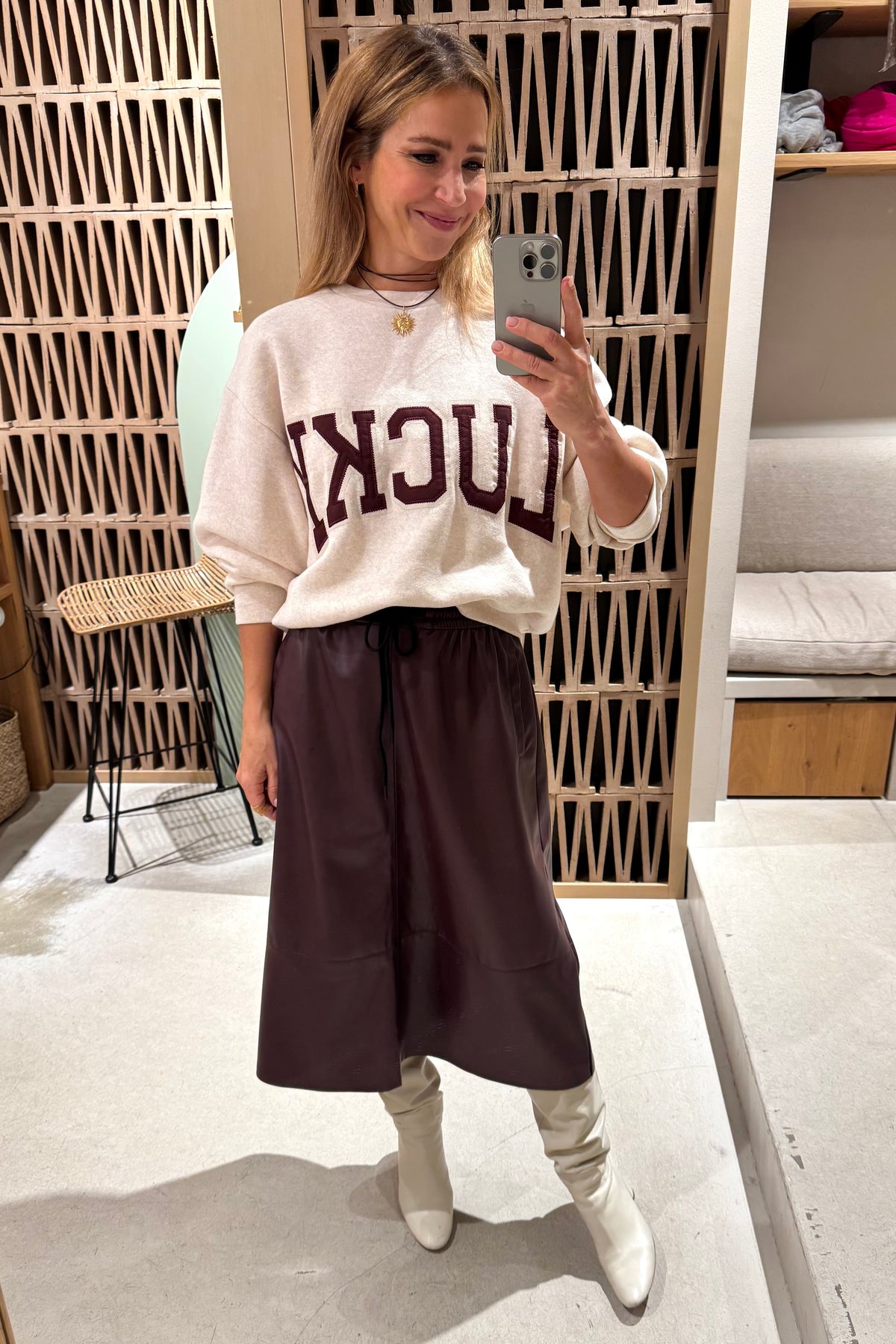 OVERSIZED VEGAN LEATHER DRAWSTRING SKIRT BORDEAUX