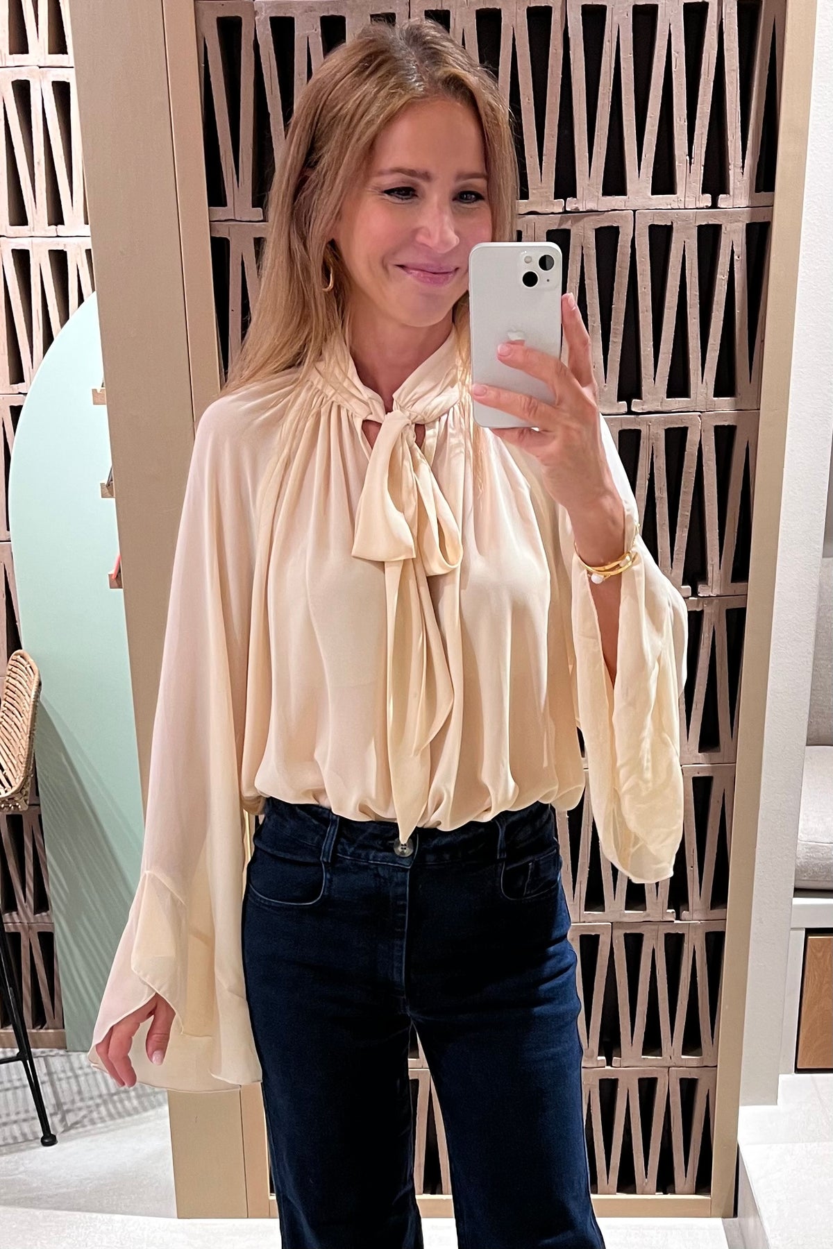 BOW TIE CHIFFON BLOUSE VANILLA