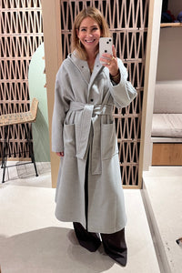 HOODED OVERSIZED COAT WITH BELT GREY