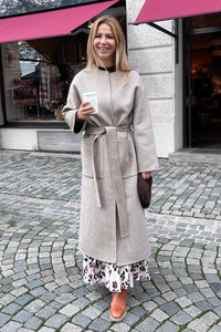 OVERSIZED COAT WITH BELT OAT