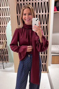SILKY SATIN BOW TIE BLOUSE "CHLOE" BURGUNDY
