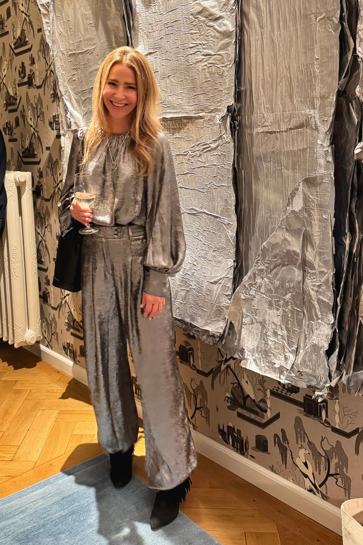 OVERSIZED BLOUSE LIQUID SILVER