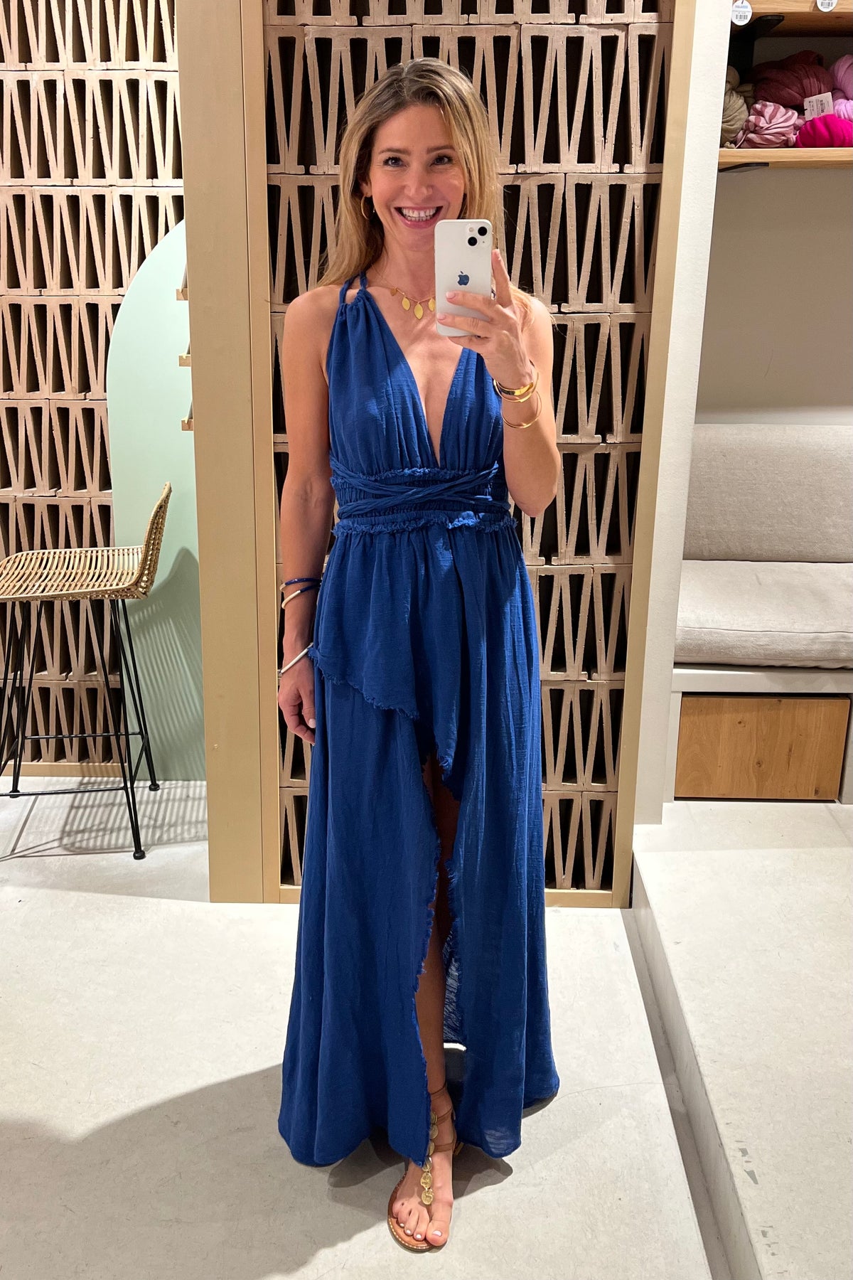 LONG SLITTED NECKHOLDER DRESS "MALIA" BLUE