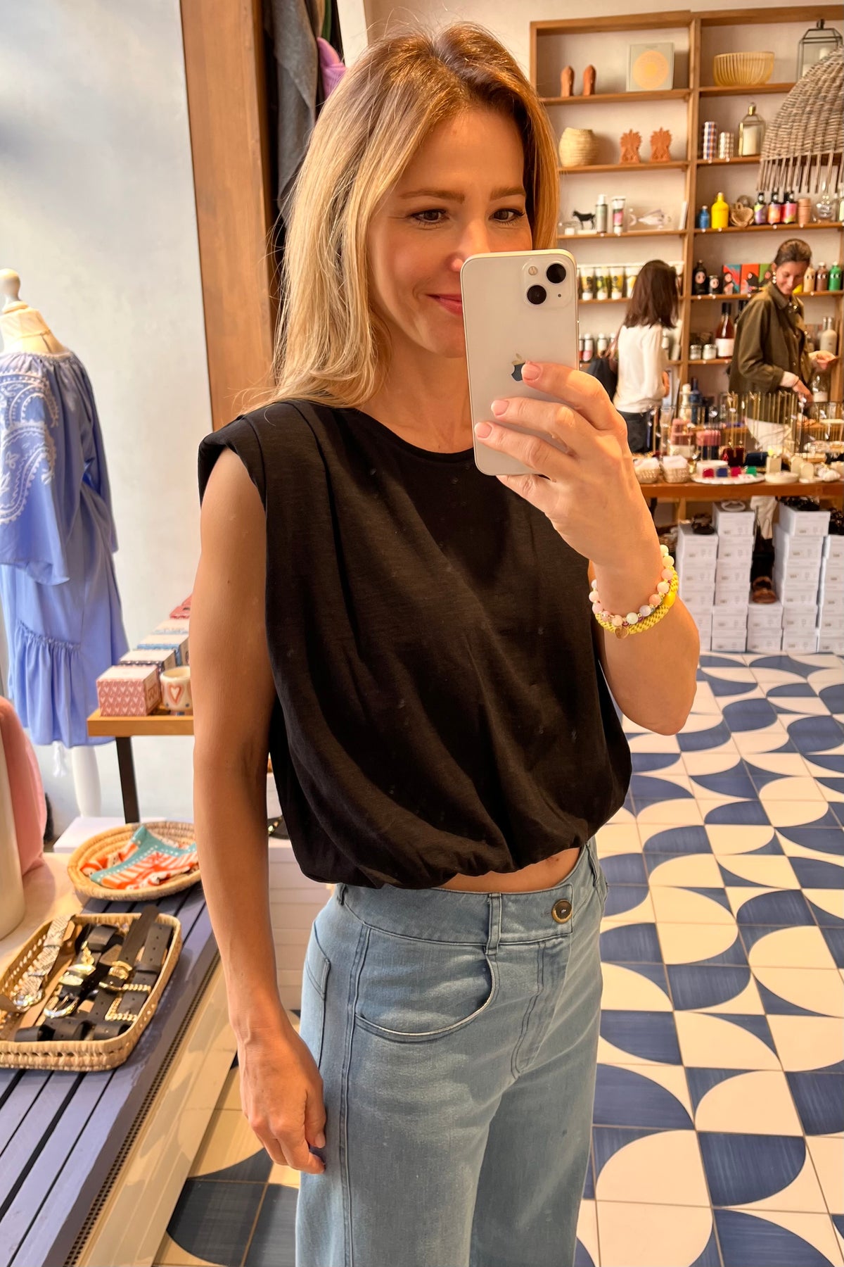 OVERSIZED CROPPED TOP WITH SHOULDER PADS BLACK