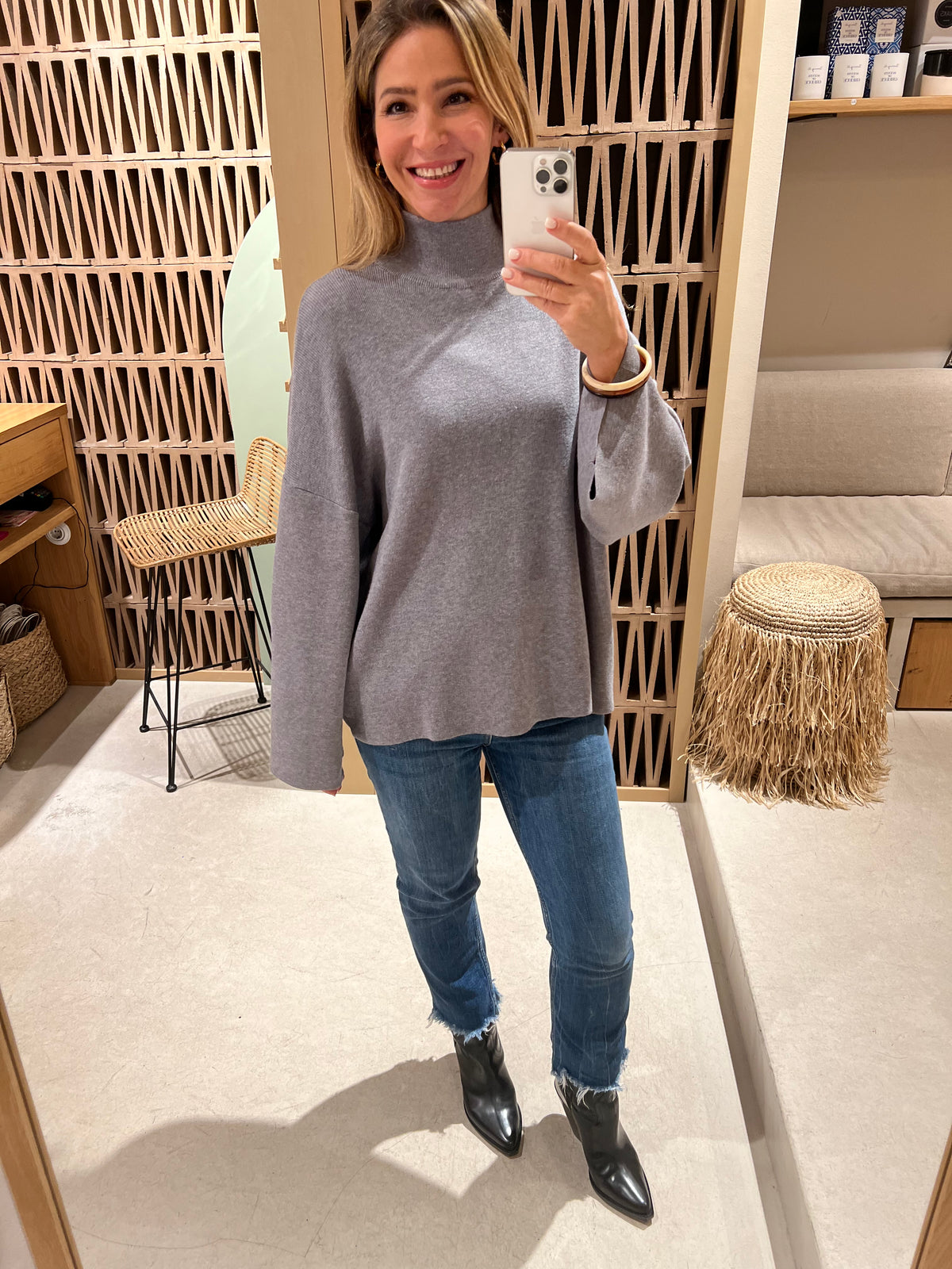 FINE KNIT OVERSIZED TUNIC SWEATER