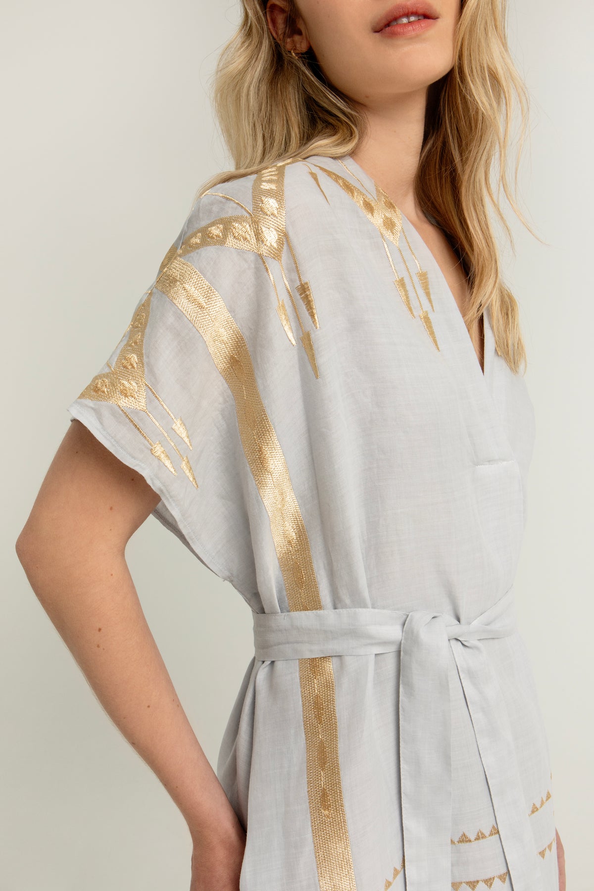 OVERSIZED KAFTAN DRESS "ROOTS" LIGHT GREY/GOLD