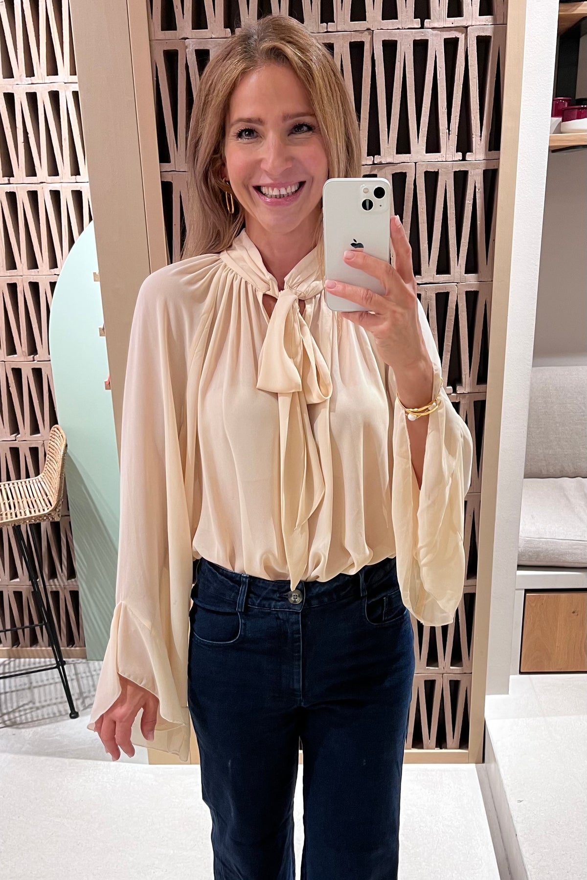 BOW TIE CHIFFON BLOUSE VANILLA