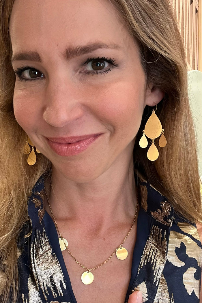 SHORT CHAIN NECKLACE „THE COINS“ GOLD