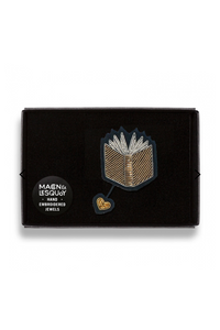 BROOCH "LOOKING FOR THE BOOK"