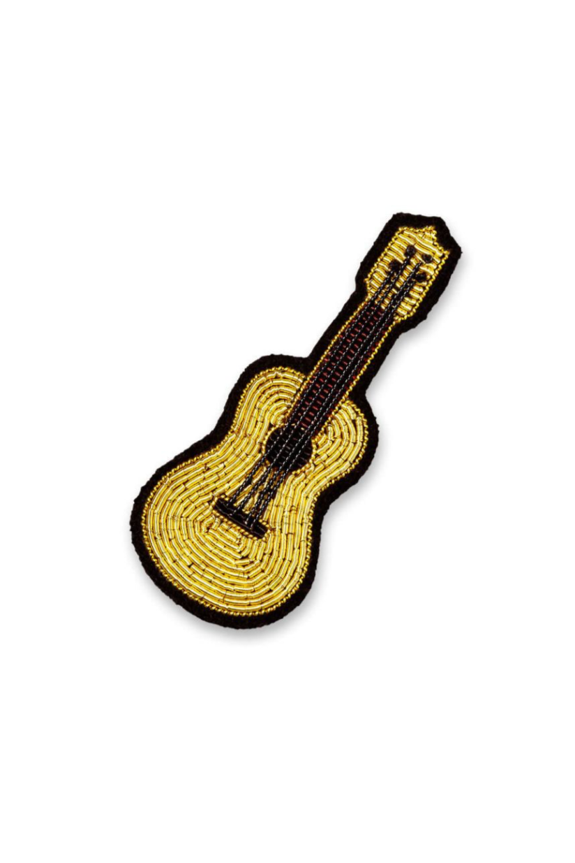 BROOCH "GUITARE“