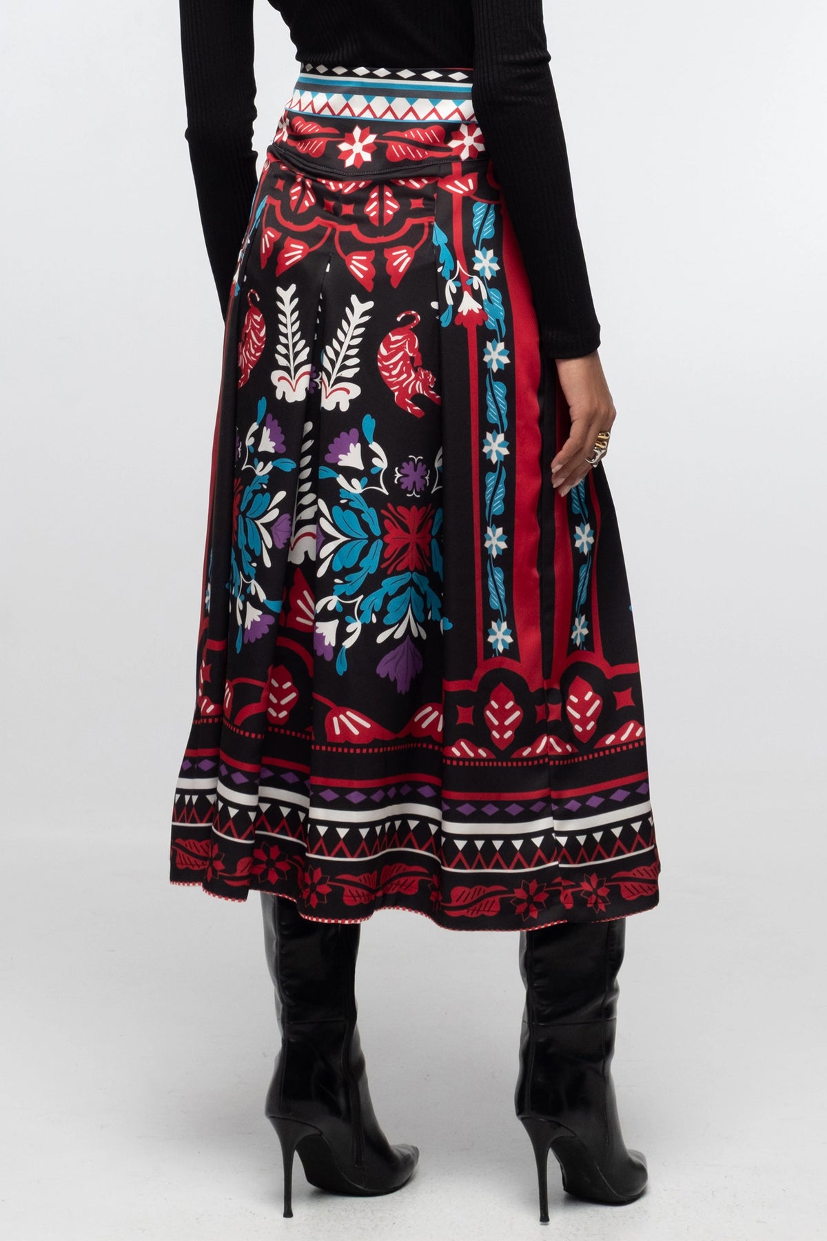 MIDI SKIRT WITH PLACEMENT PRINT BLACK/MULTICOLOR