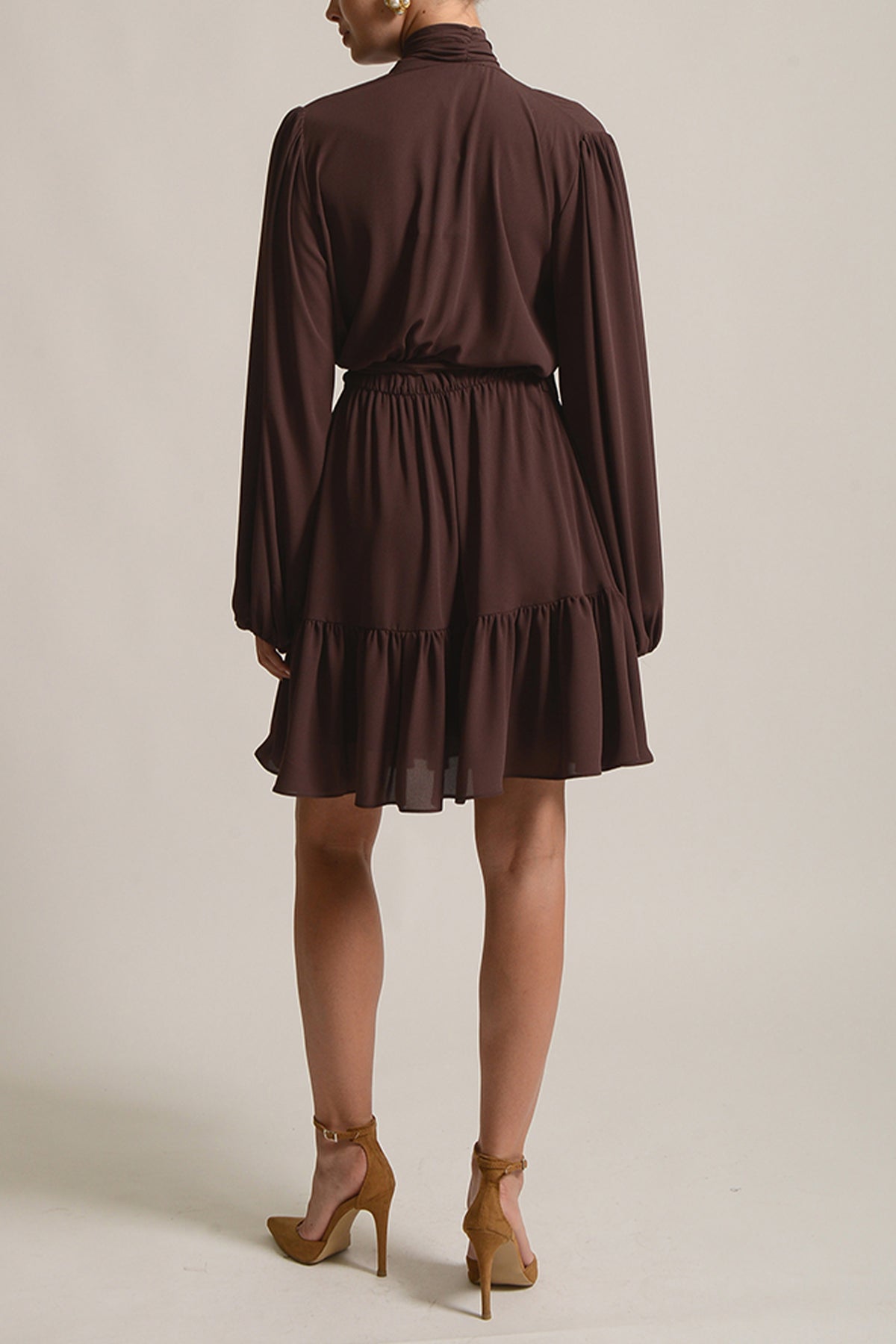 SHORT CHIFFON DRESS WITH BOW TIE "VALENTINA" CHOCOLATE