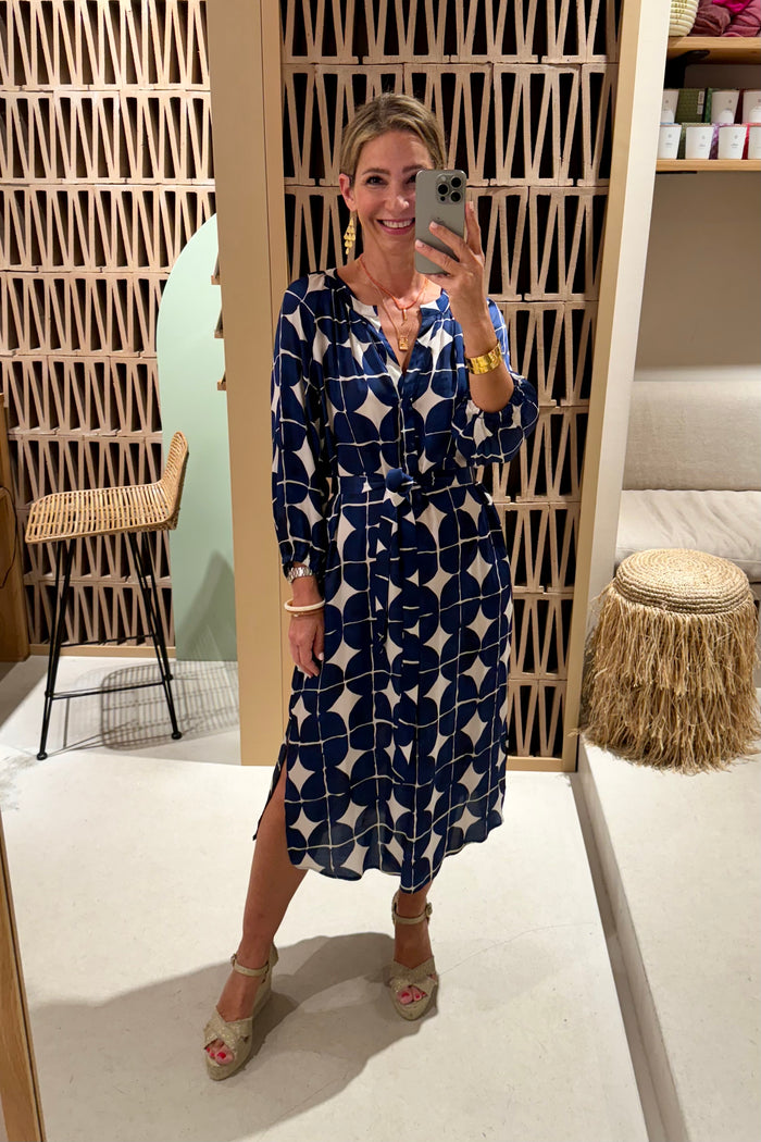 SILKY PRINTED VISCOSE DRESS „DIANA“