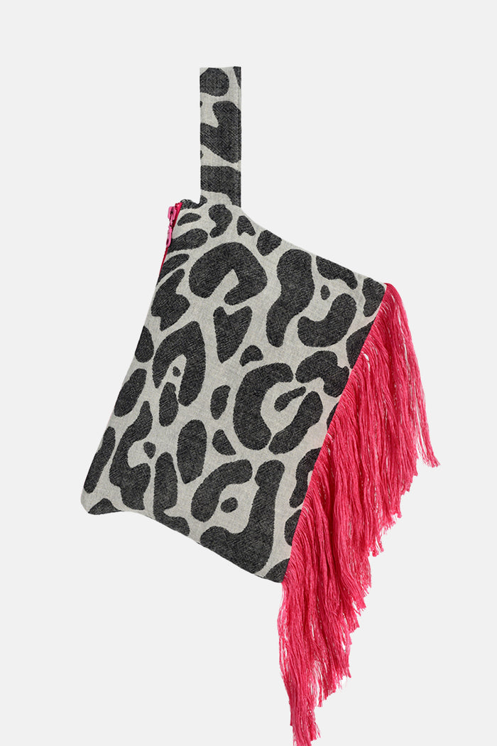 WOVEN CLUTCH WITH FRINGES "KEROS" BLACK/WHITE/PINK