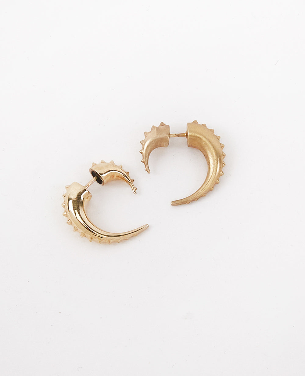 EARRINGS “HORN” GOLD