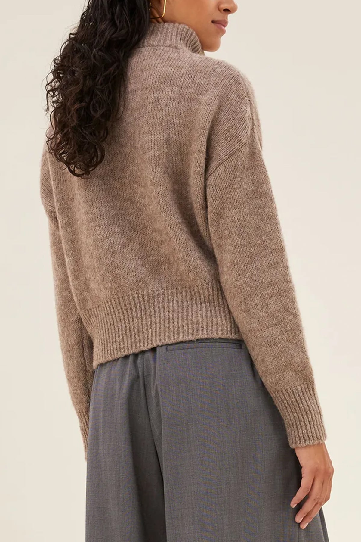 OVERSIZED PULLOVER WITH ZIPPER BISCUIT