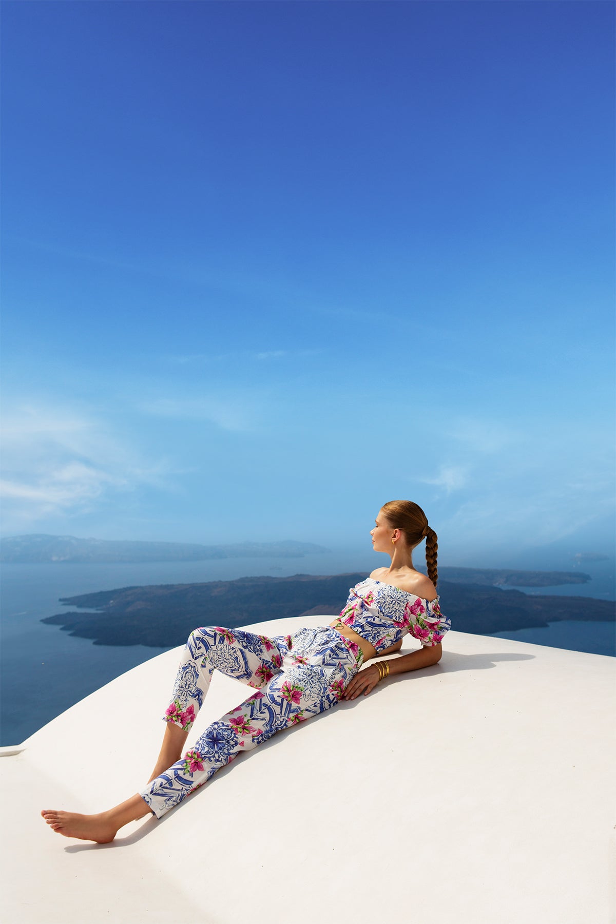 PRINTED CROP TOP "BOUGAINVILLEA" WHITE/BLUE/PINK