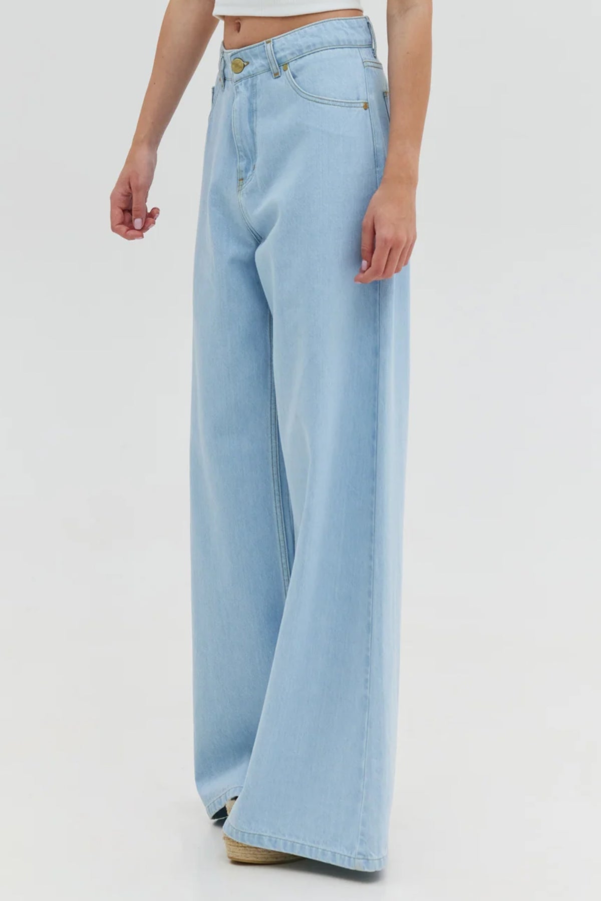 EXTRA WIDE LEG DENIM PANTS "SALEM" LIGHT BLUE WASH