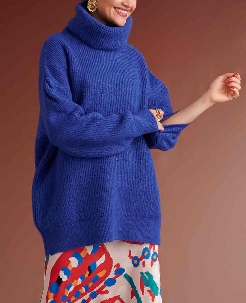 OVERSIZED TURTLENECK SWEATER PENNY BLUE VON KARAVAN – Lemoni