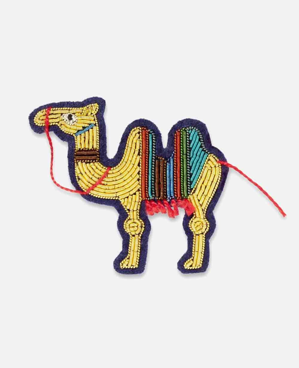 BROOCH "CAMEL"