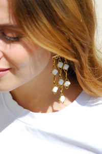 CHANDELIER EARRINGS "ANELLES" GOLD/OFFWHITE
