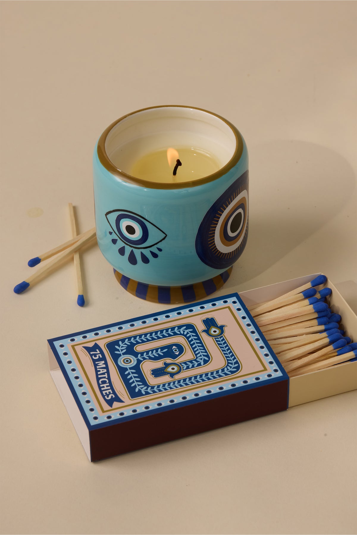 SCENTED CERAMIC CANDLE "EYE“ INCENSE AND SMOKE