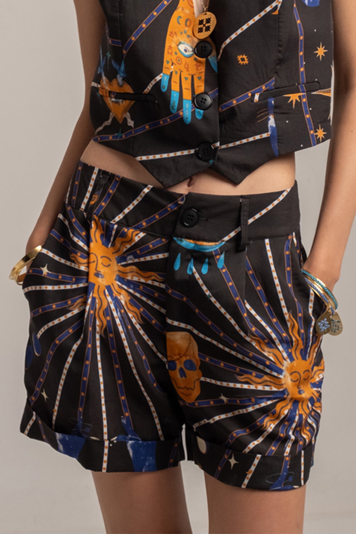 SHORTS "ASTRUM" BLACK/MULTICOLOR