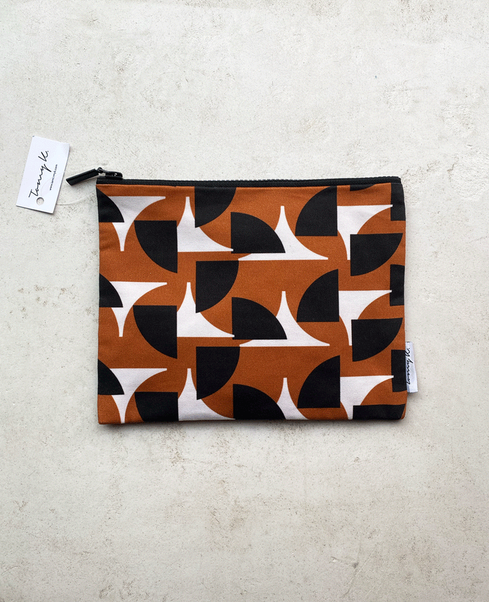 POCHETTE "ARIADNE" BROWN/BLACK/WHITE