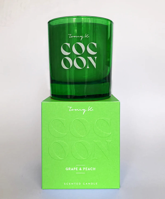 SCENTED CANDLE "COCOON - GRAPE & PEACH"