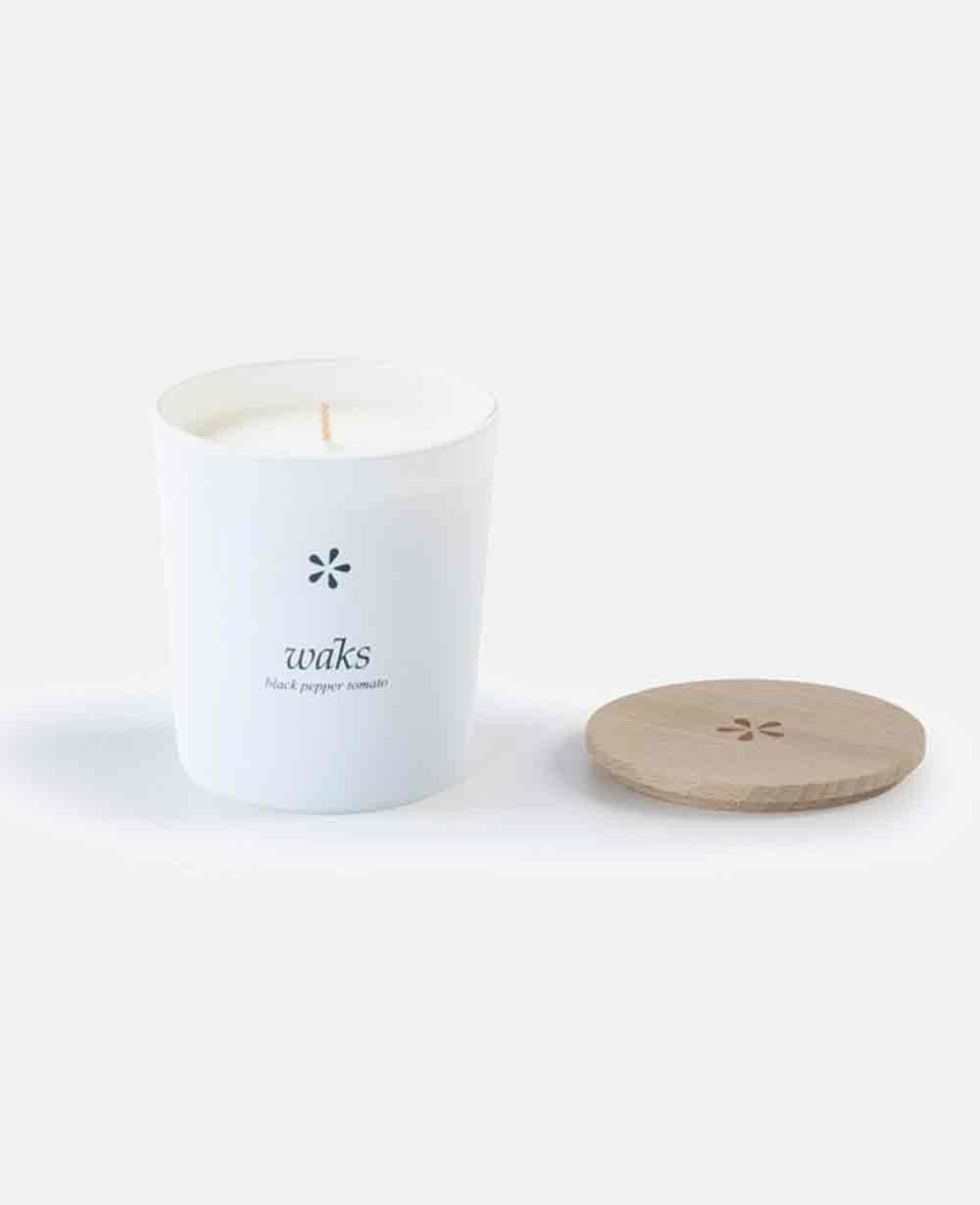 SCENTED CANDLE "BLACK PEPPER TOMATO"