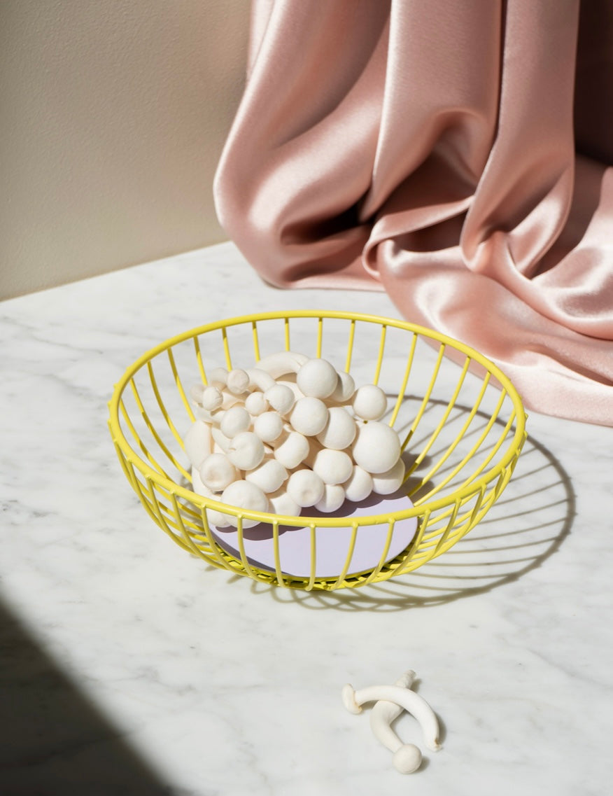 WIRE BASKET "IRIS SMALL" LIGHT YELLOW/LILAC