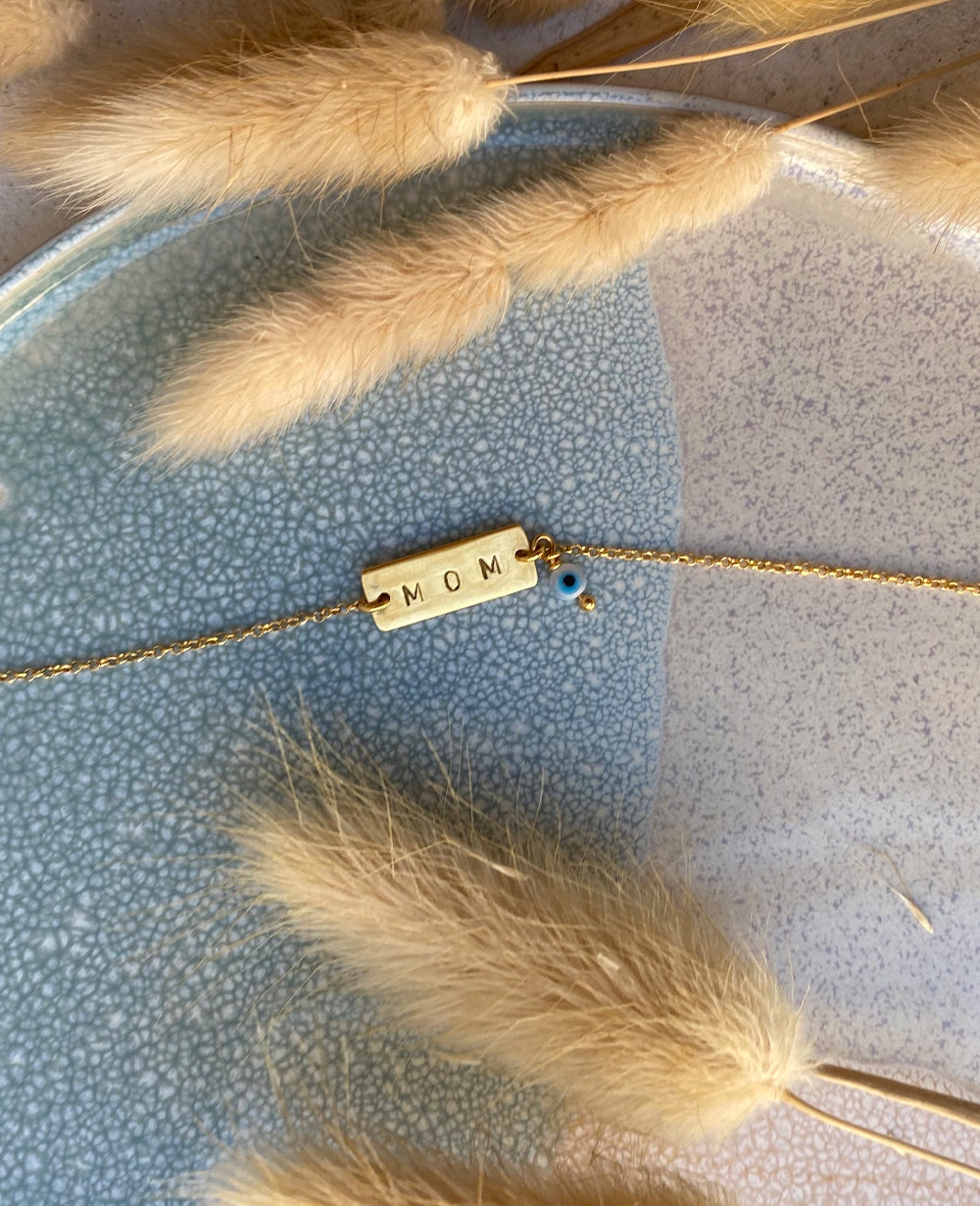 BRACELET „MOM/WOW” WITH MATAKI