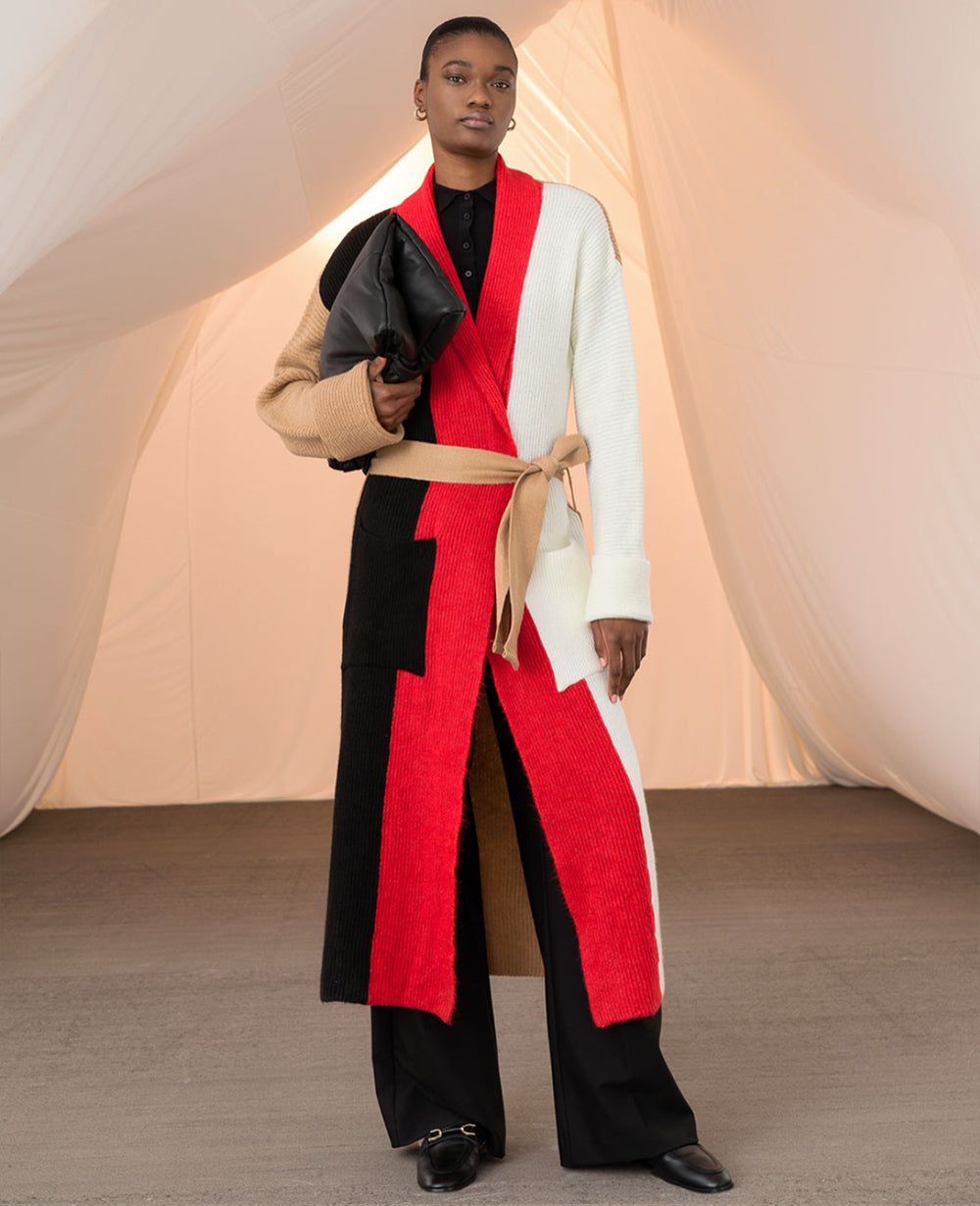 OVERSIZED KNIT COAT RED CAMEL WHITE BLACK VON TAILOR MADE Lemoni