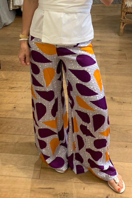 ELXIS PANTS PURPLE LEAVES