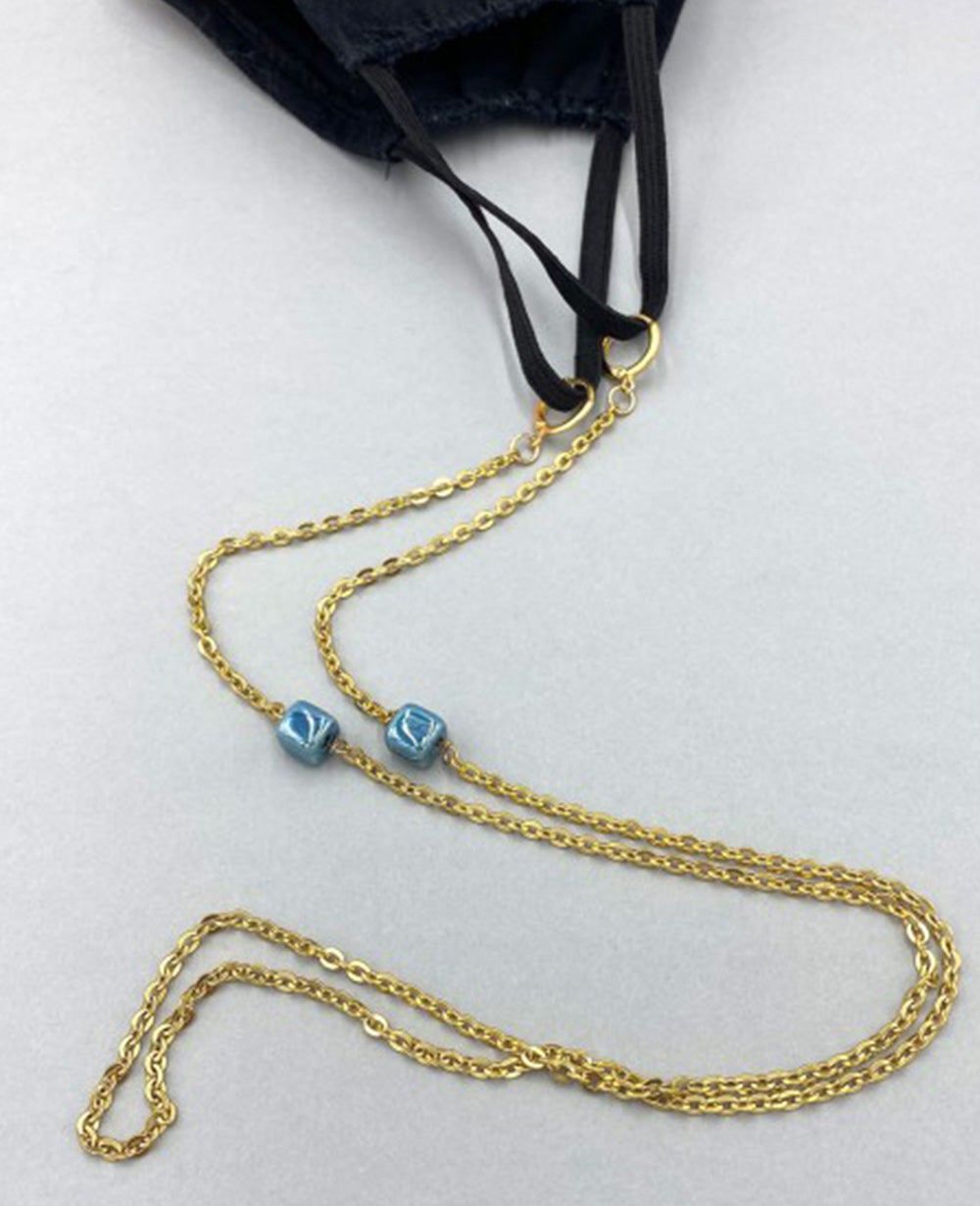 MASKEN- UND BRILLENKETTE "THE BLUE CUBIC"