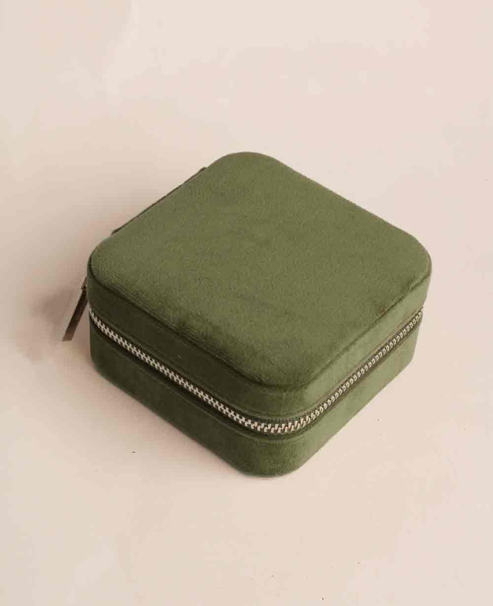 TRAVEL JEWELRY CASE "ALMA" OLIVE