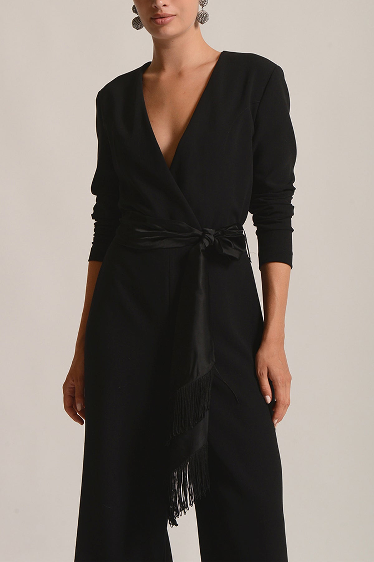 TAILORED V-NECK JUMPSUIT BLACK