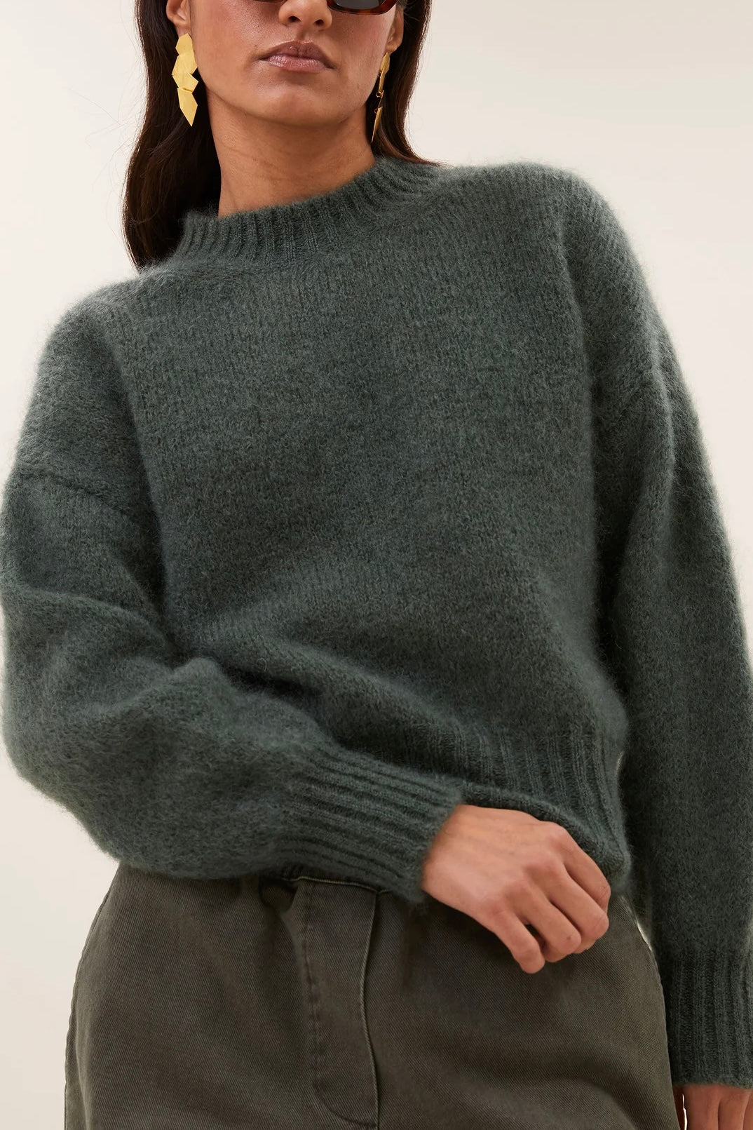 MOHAIR KNIT PULLOVER "SONNY" DARK OLIVE