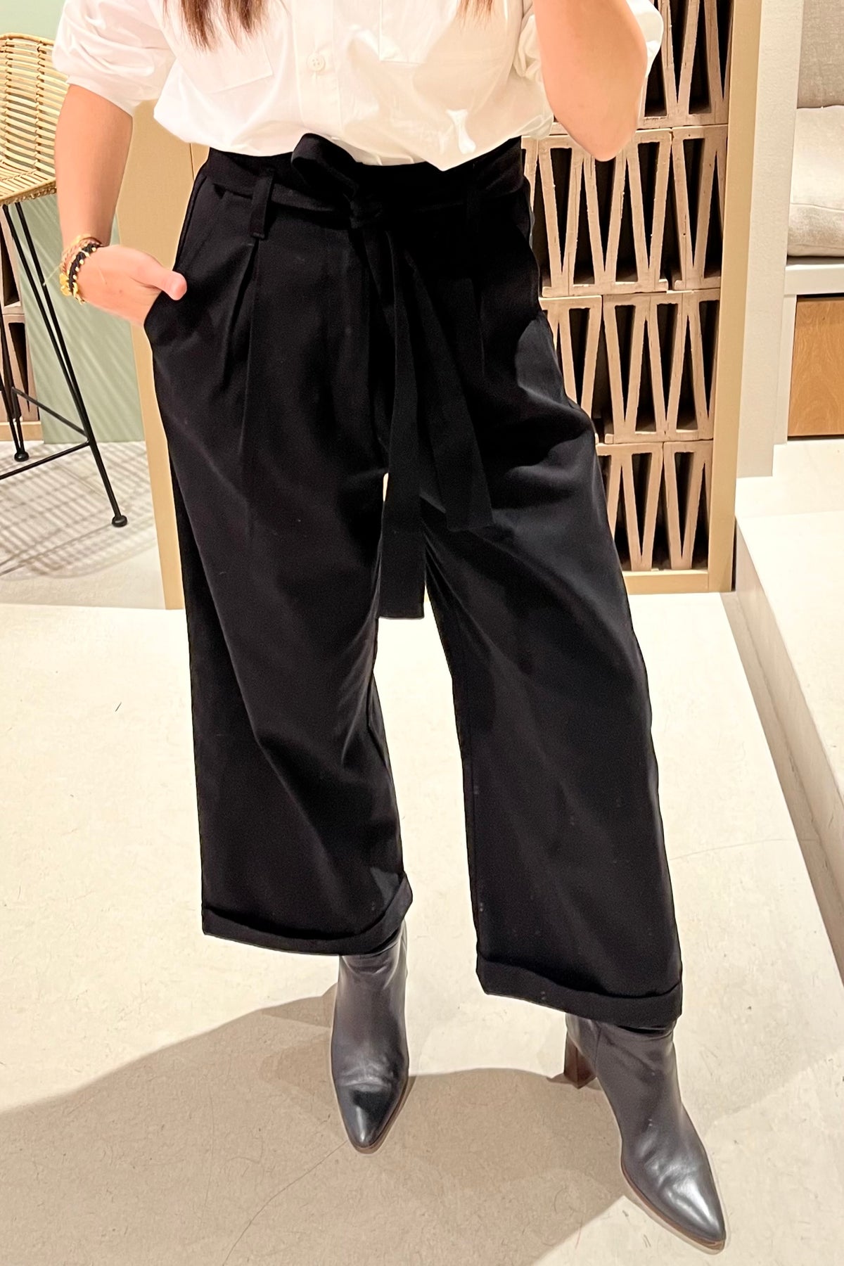 OVERSIZED HIGHWAIST PAPERBACK PANTS BLACK