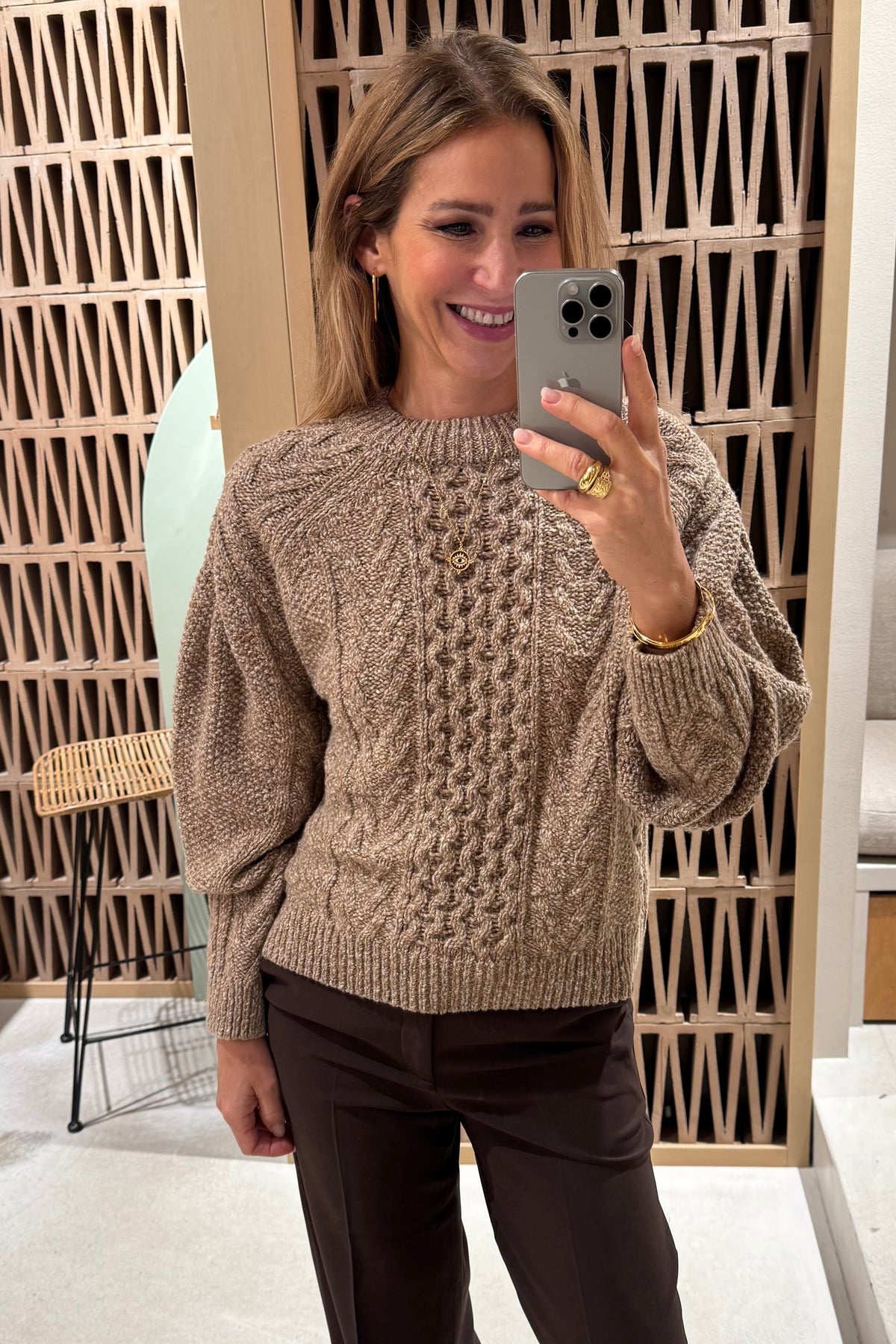 OVERSIZED WOOL CABLE KNIT PULLOVER "ISABEL" CAMEL