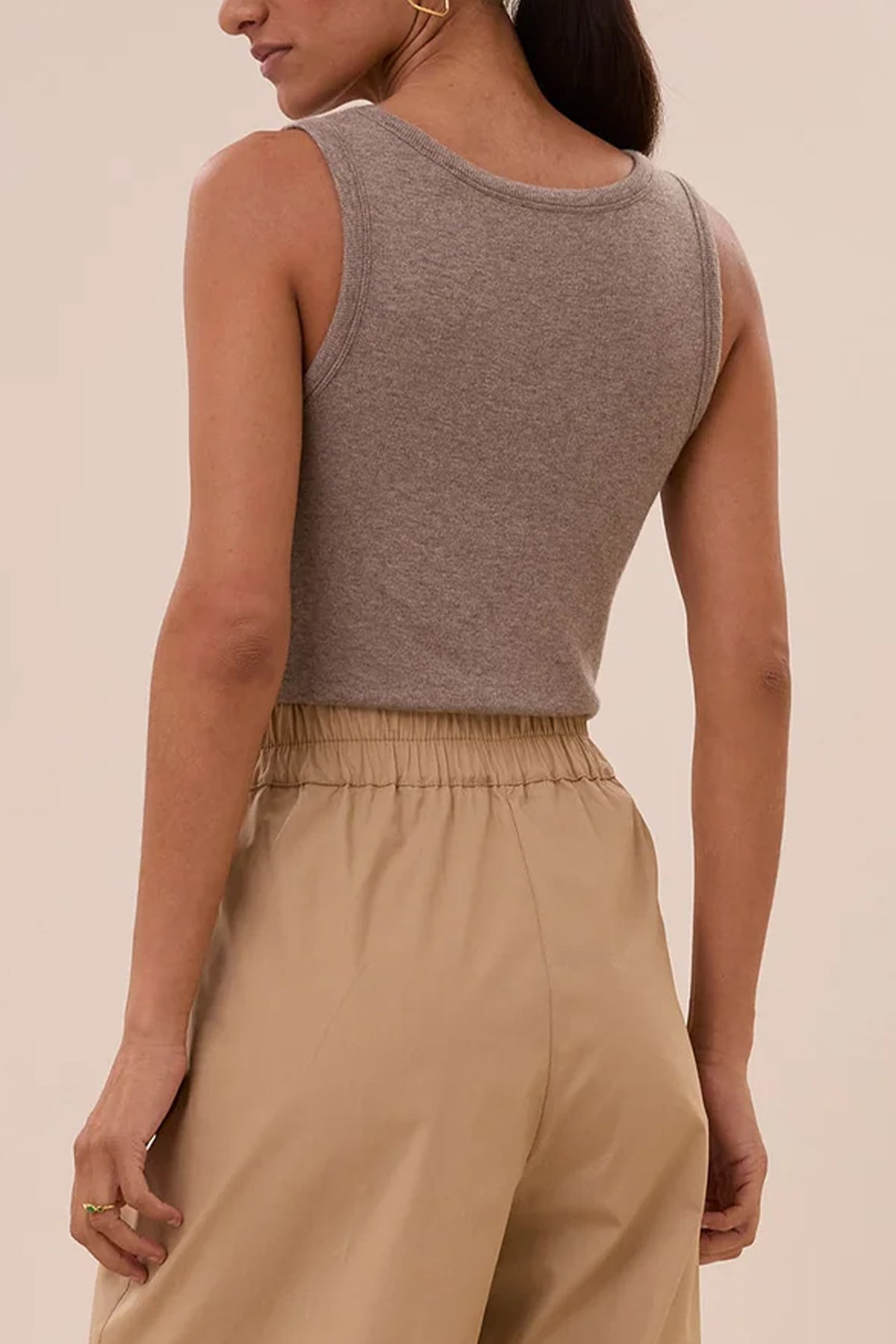 SOFT RIBBED TOP BISCUIT