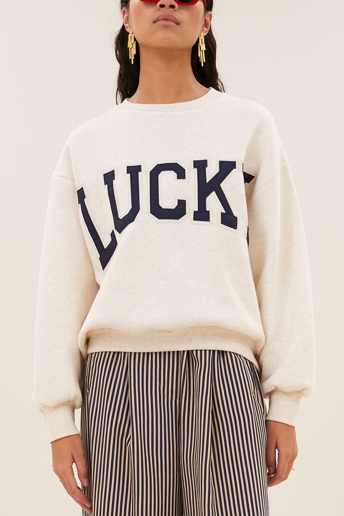 OVERSIZED ORGANIC COTTON SWEATER "LUCKY" BEIGE/NAVY