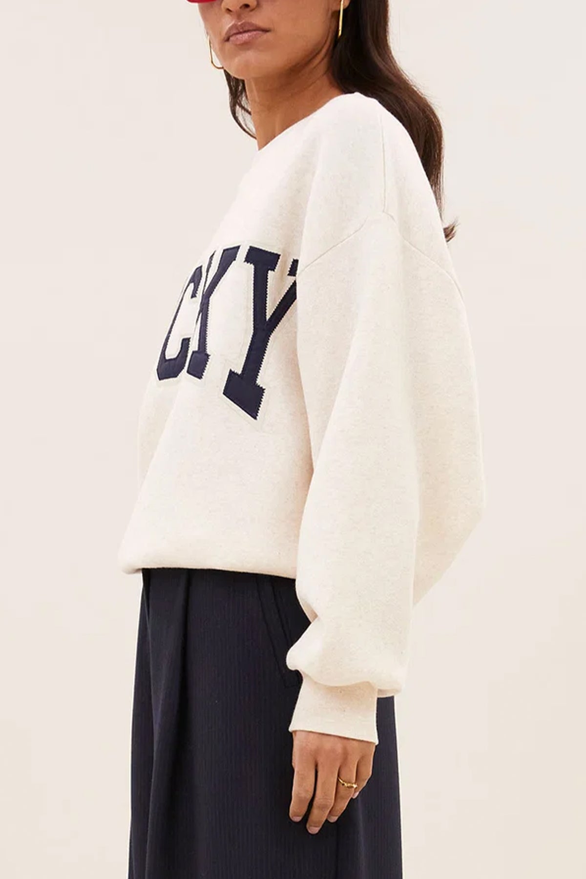 OVERSIZED ORGANIC COTTON SWEATER "LUCKY" BEIGE/NAVY