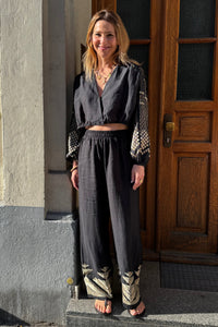 WIDE LEG LINEN PANTS "PYRAMIDS" BLACK/GOLD