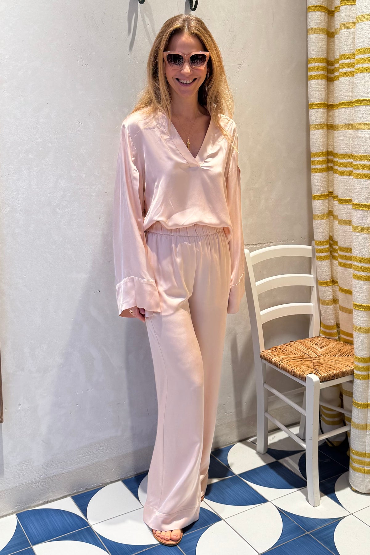 AIRY VISCOSE/RAYON BLOUSE POWDER