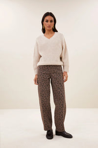 OVERSIZED V-NECK PULLOVER "LUNE" CHALK
