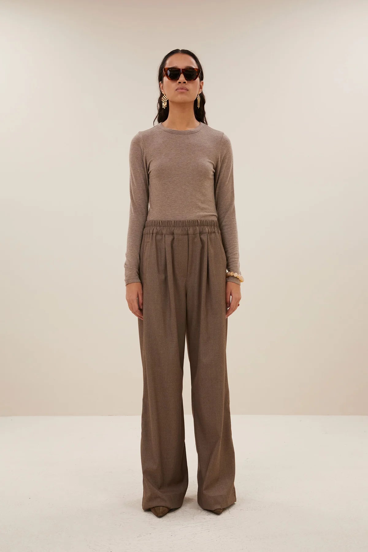 SOFT COTTON LONGSLEEVE TOP BISCUIT