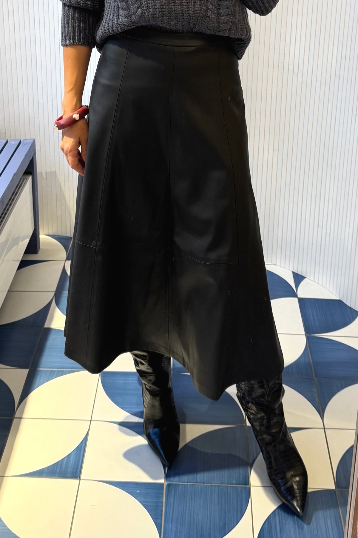 VEGAN LEATHER SKIRT BLACK