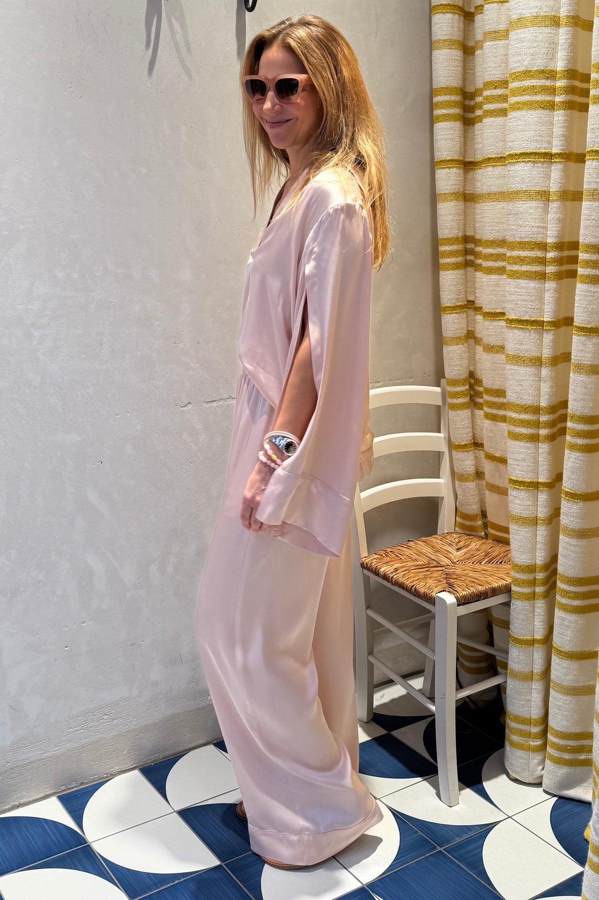 AIRY VISCOSE/RAYON BLOUSE POWDER