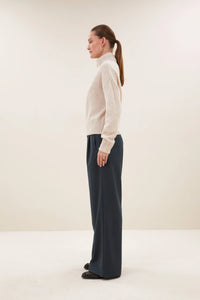 OVERSIZED PULLOVER WITH ZIPPER CHALK